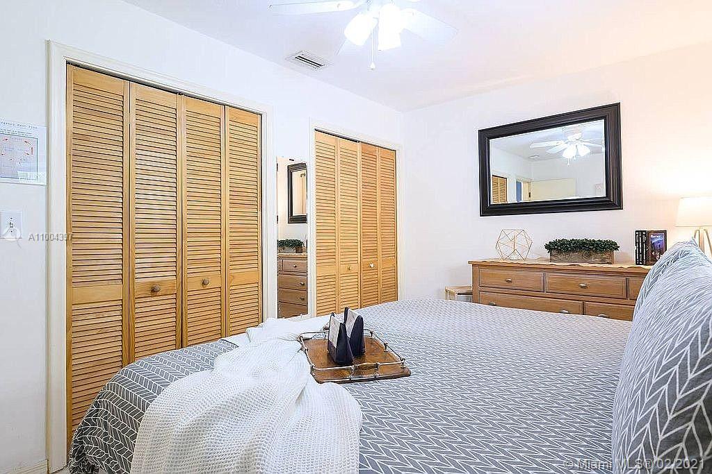 See details / 0 sq. ft. $ 2021-02-25 0 Photo