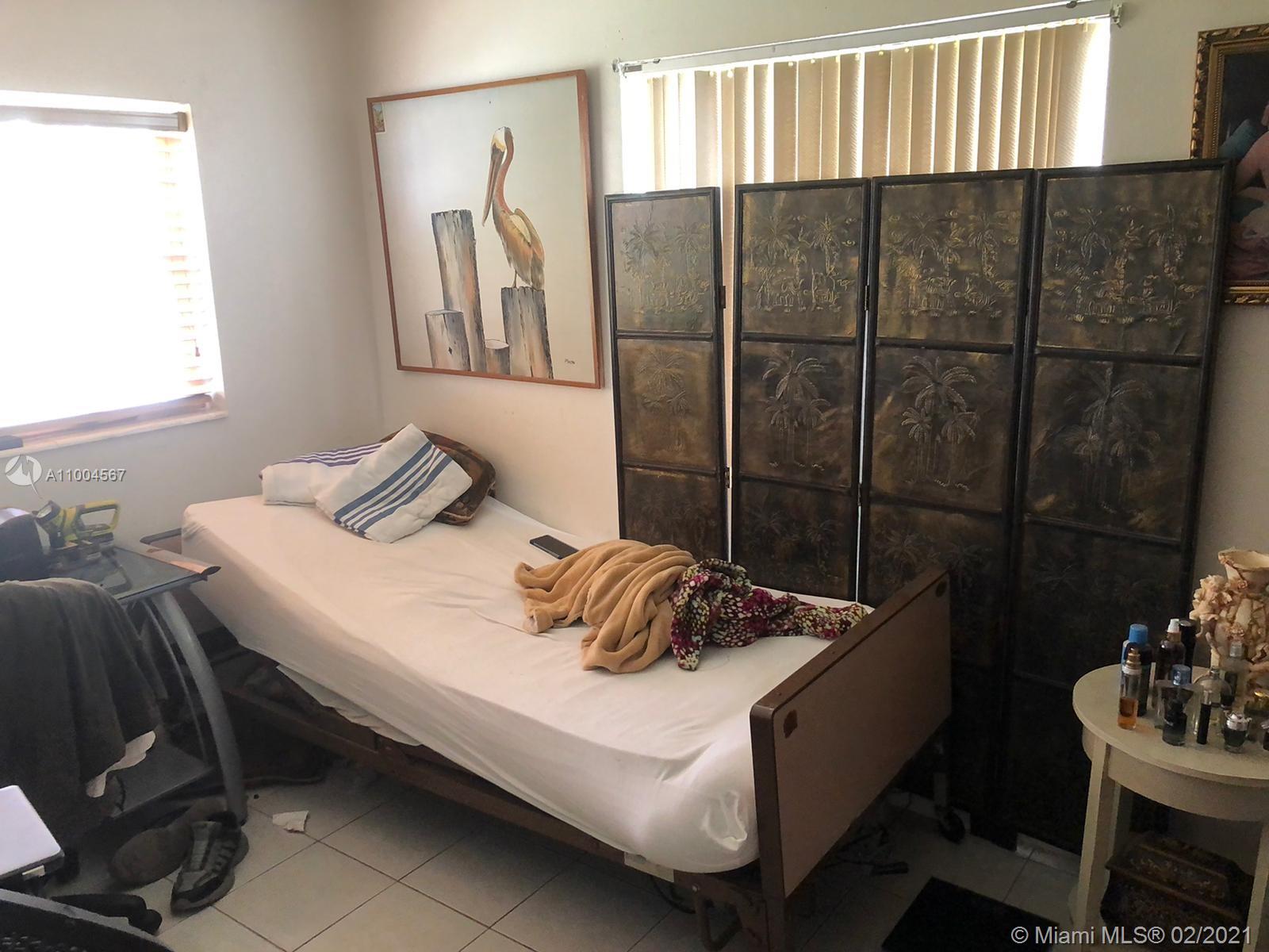 See details / 2030 sq. ft. $ 2021-02-25 0 Photo