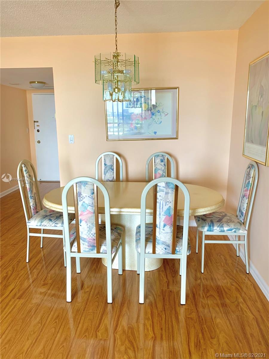 Photo of 500 Three Islands Blvd #810, Hallandale Beach, Florida, 33009 - EAT IN KITCHEN