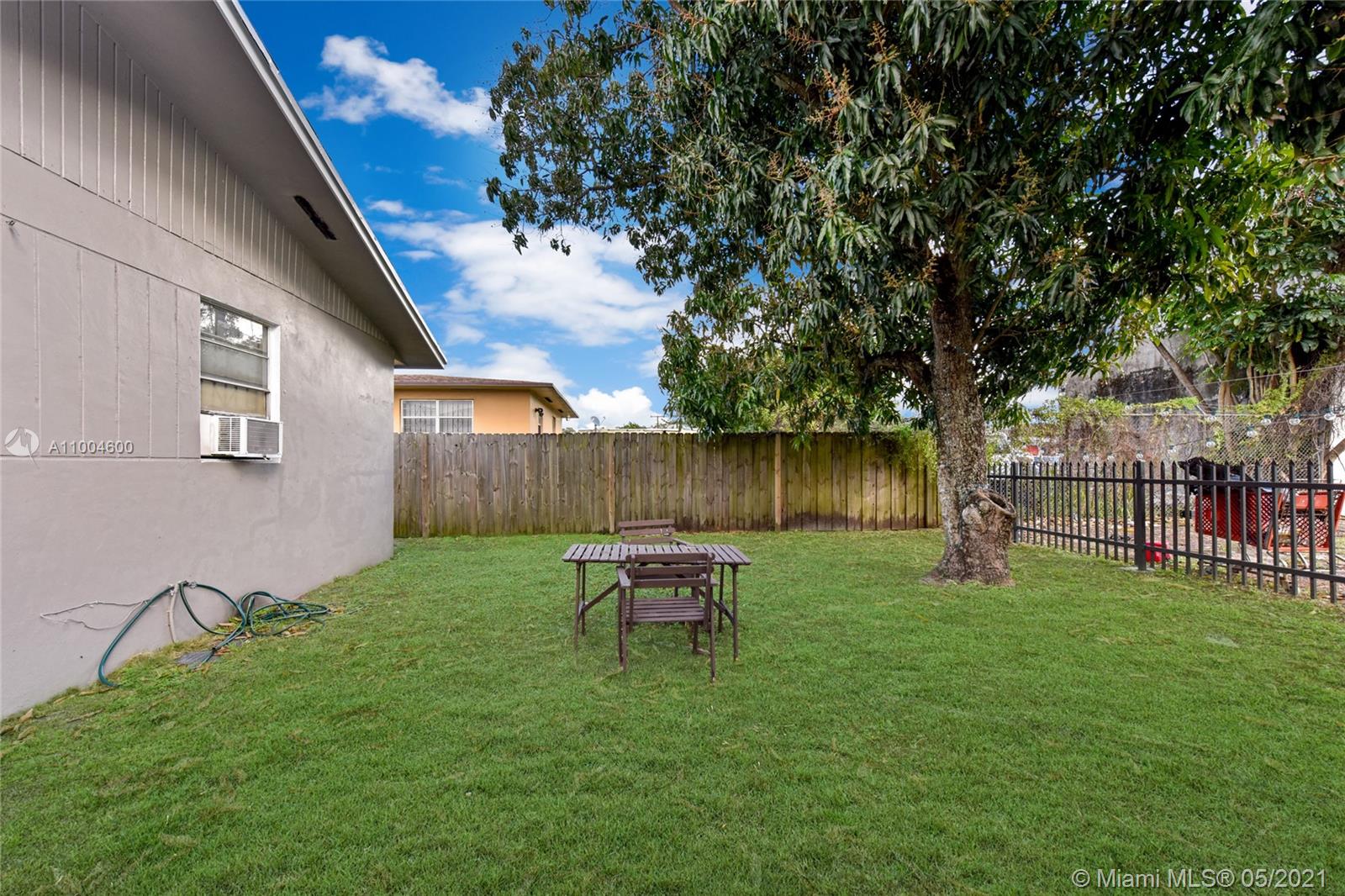 See details / 1500 sq. ft. $ 2021-02-25 0 Photo