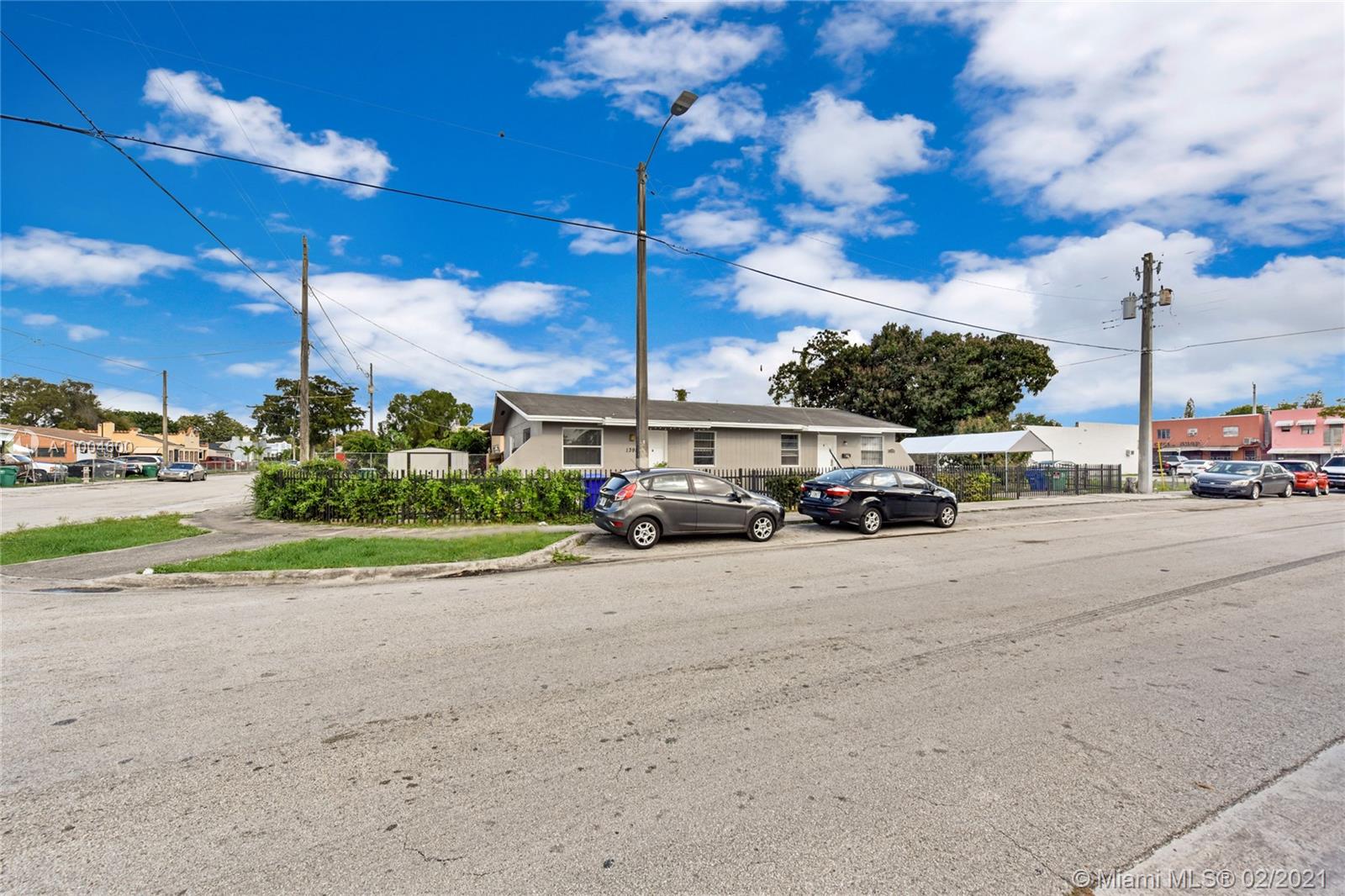 See details / 1500 sq. ft. $ 2021-02-25 0 Photo
