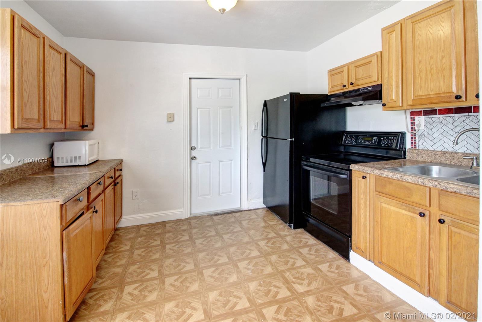 See details / 1112 sq. ft. $ 2021-02-25 0 Photo