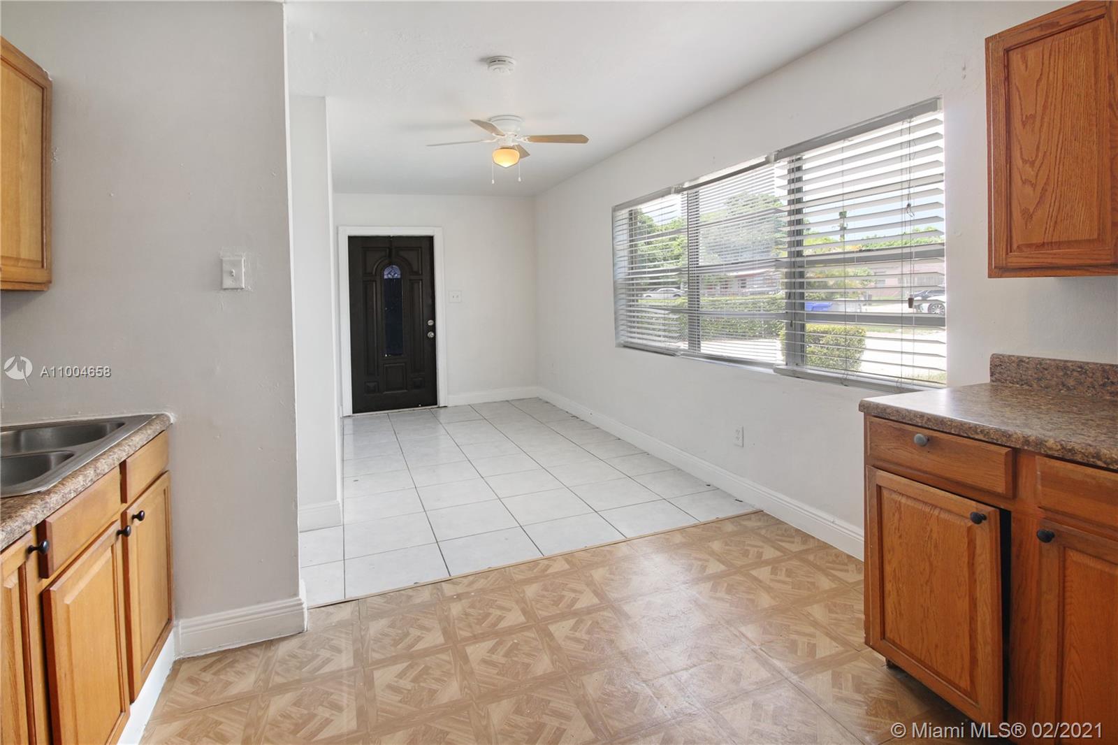 See details / 1112 sq. ft. $ 2021-02-25 0 Photo