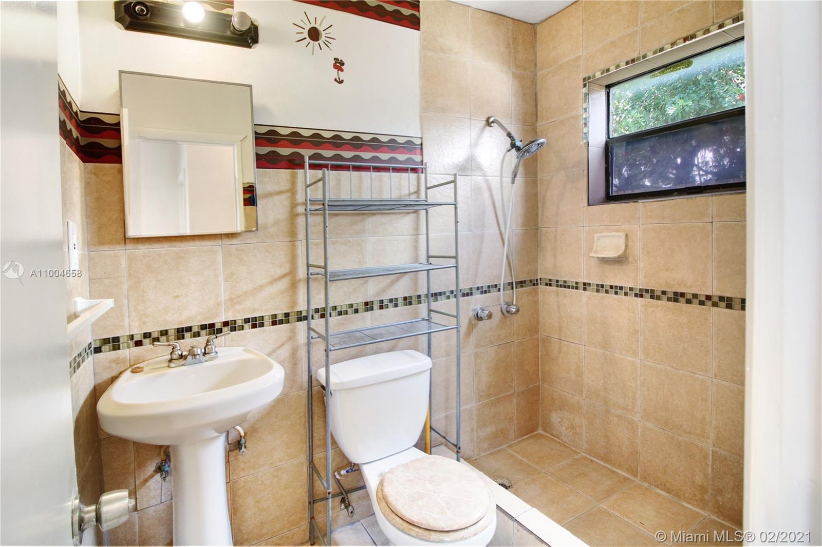 See details / 1112 sq. ft. $ 2021-02-25 0 Photo