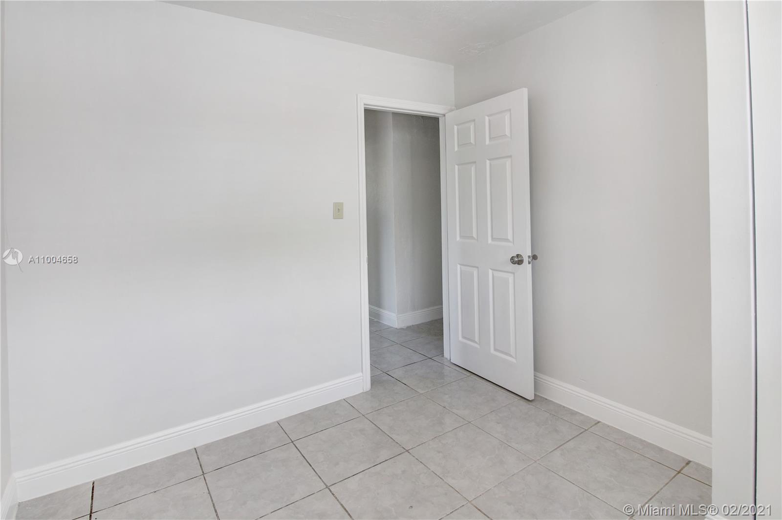 See details / 1112 sq. ft. $ 2021-02-25 0 Photo