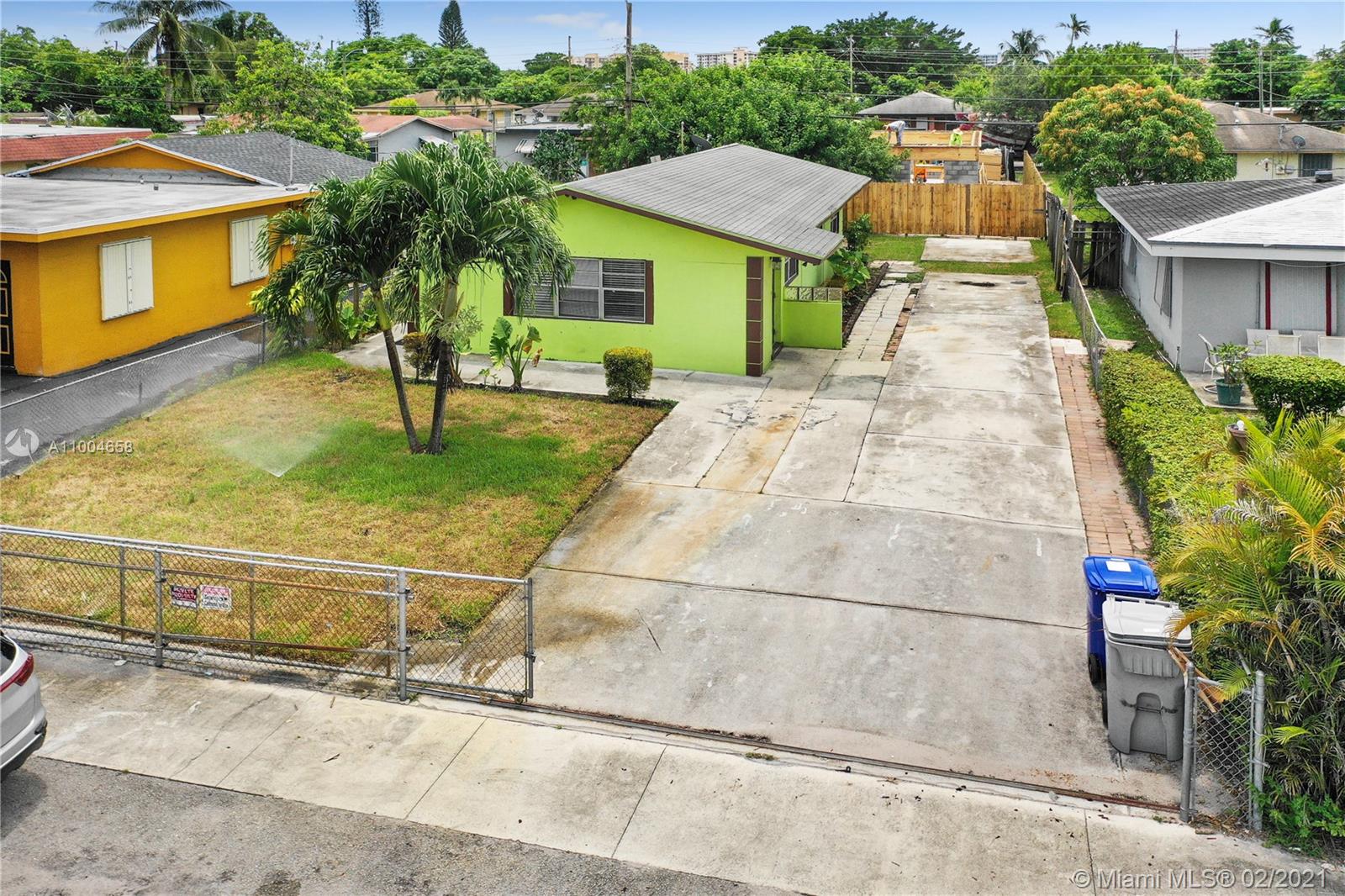 See details / 1112 sq. ft. $ 2021-02-25 0 Photo