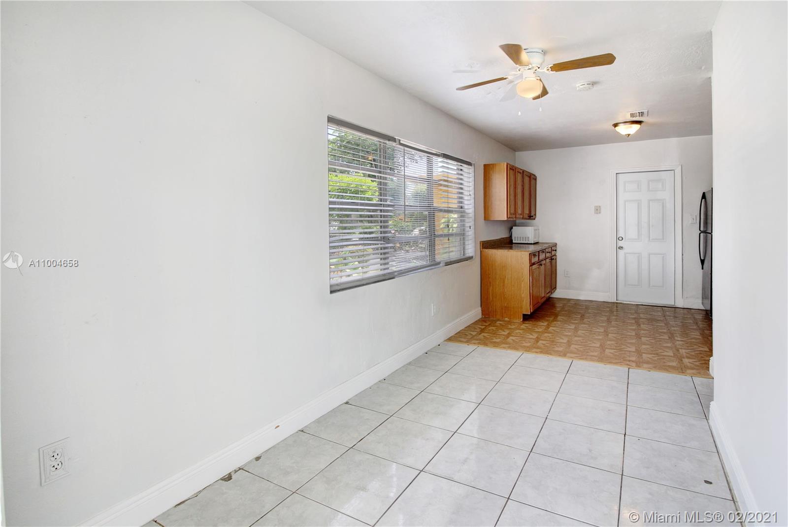 See details / 1112 sq. ft. $ 2021-02-25 0 Photo