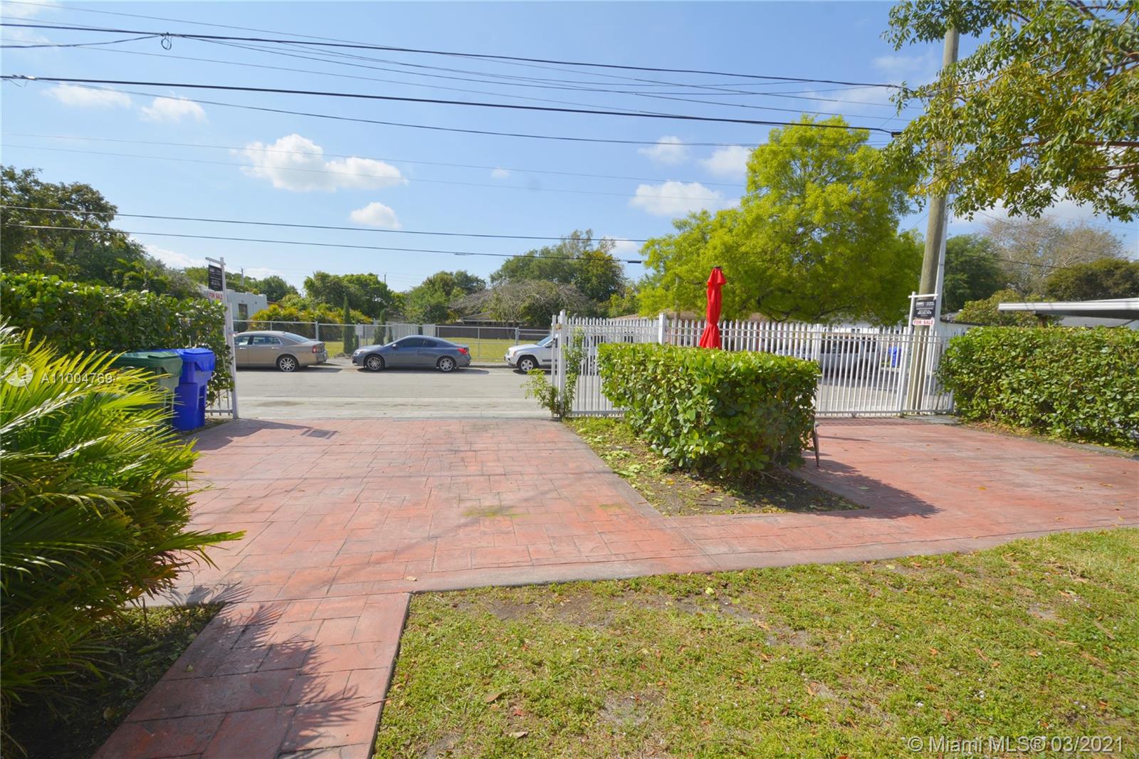 See details / 2383 sq. ft. $ 2021-02-25 0 Photo