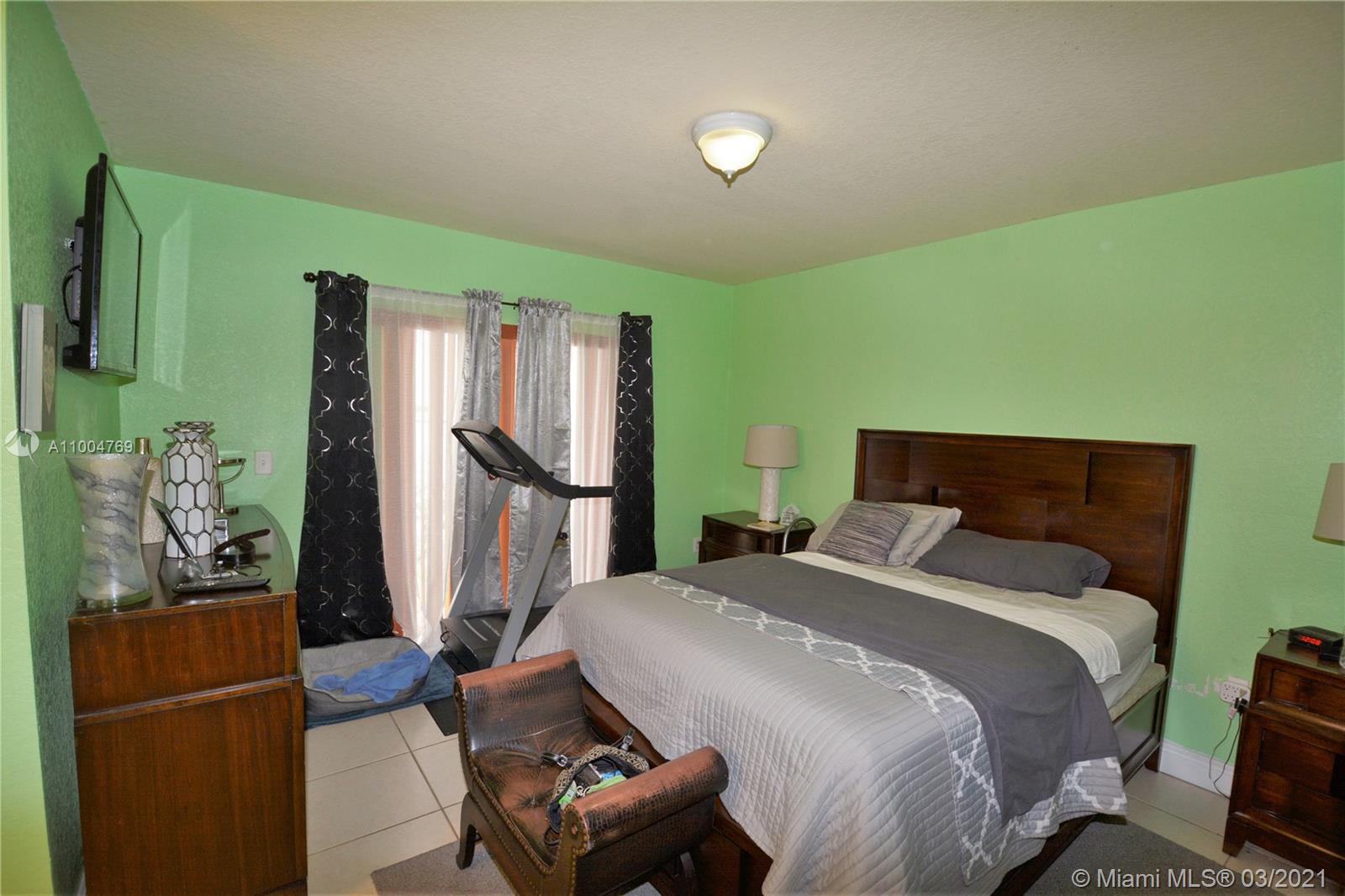 See details / 2383 sq. ft. $ 2021-02-25 0 Photo