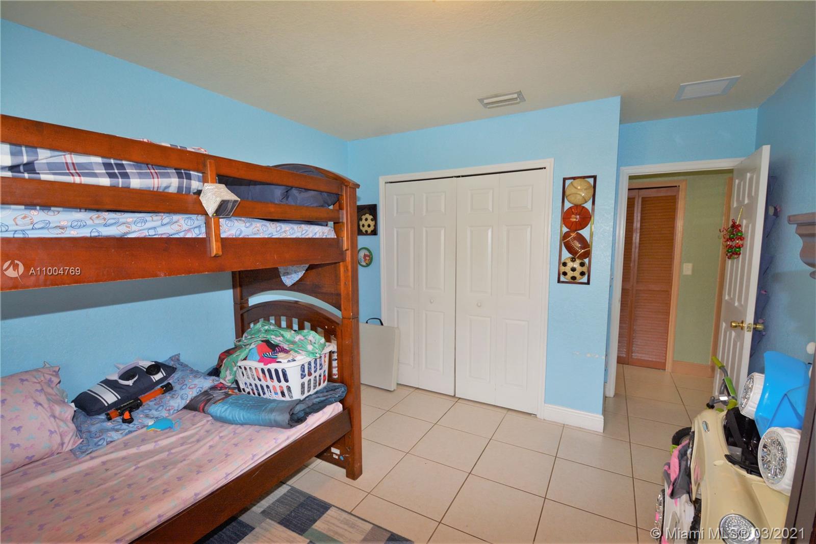 See details / 2383 sq. ft. $ 2021-02-25 0 Photo