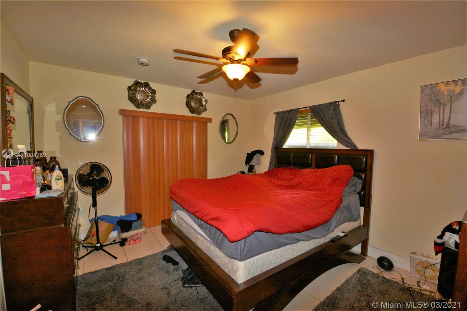 See details / 2383 sq. ft. $ 2021-02-25 0 Photo