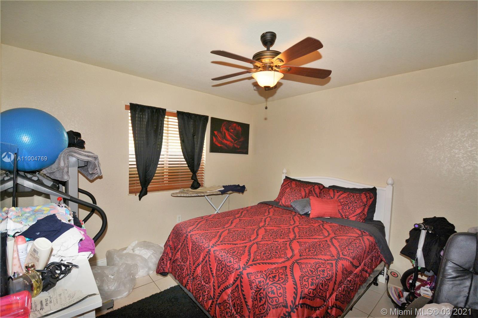 See details / 2383 sq. ft. $ 2021-02-25 0 Photo
