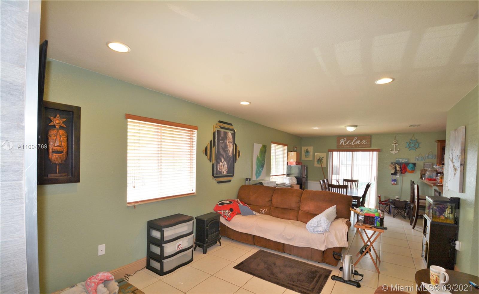 See details / 2383 sq. ft. $ 2021-02-25 0 Photo
