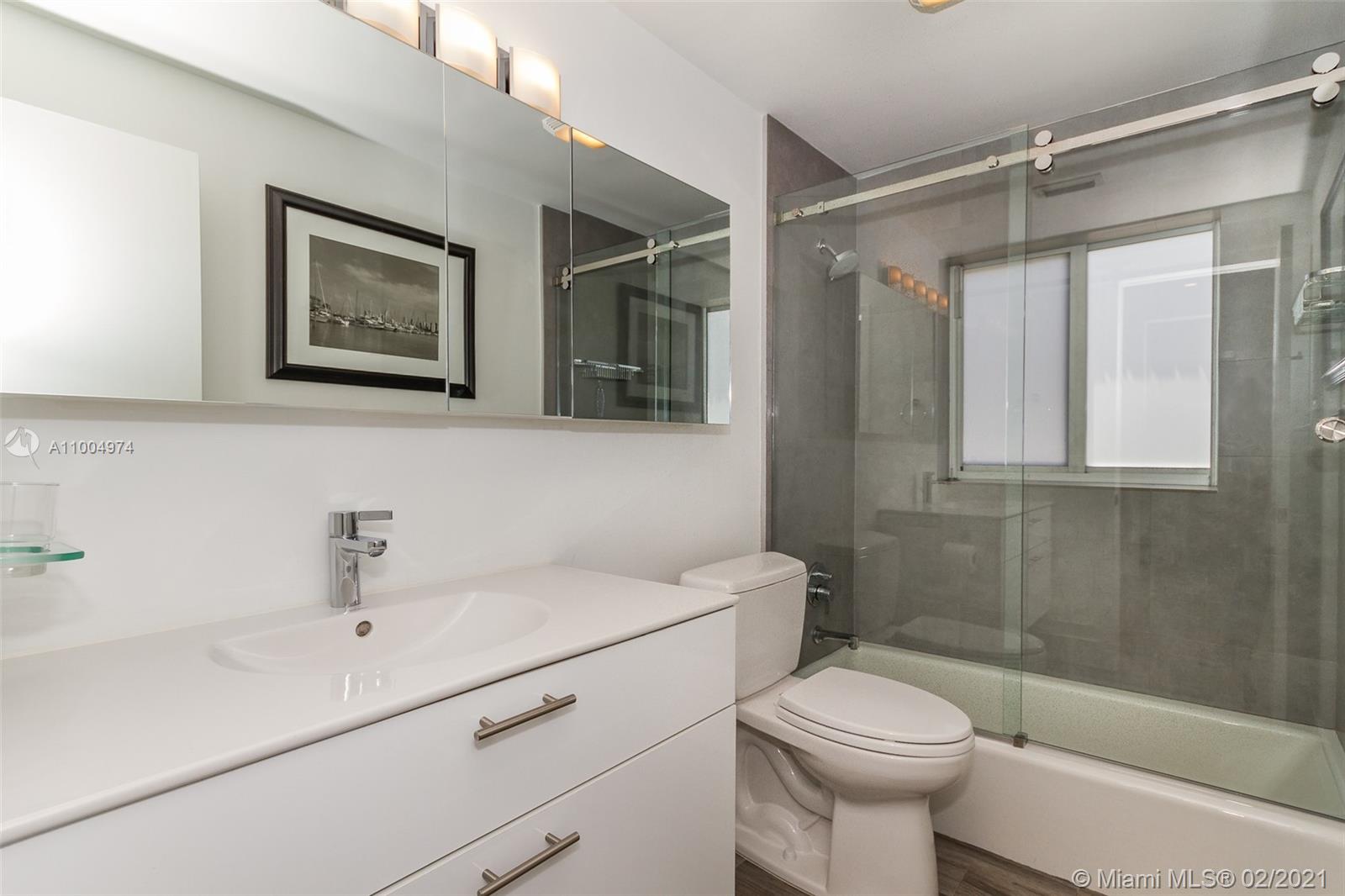 See details / 6100 sq. ft. $ 2021-02-26 0 Photo