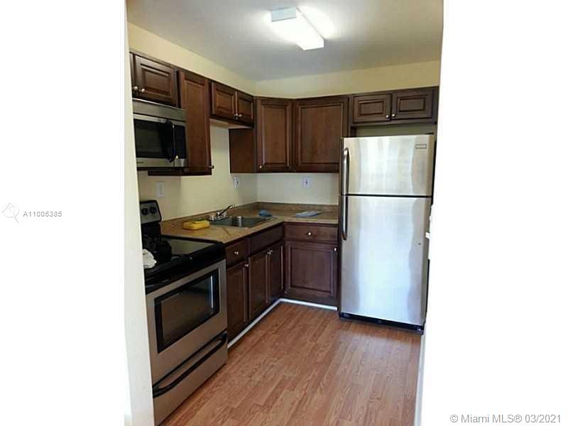 See details / 2425 sq. ft. $ 2021-02-26 0 Photo