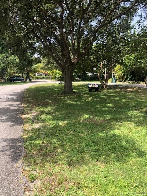 See details / 1805 sq. ft. $ 2021-03-01 0 Photo
