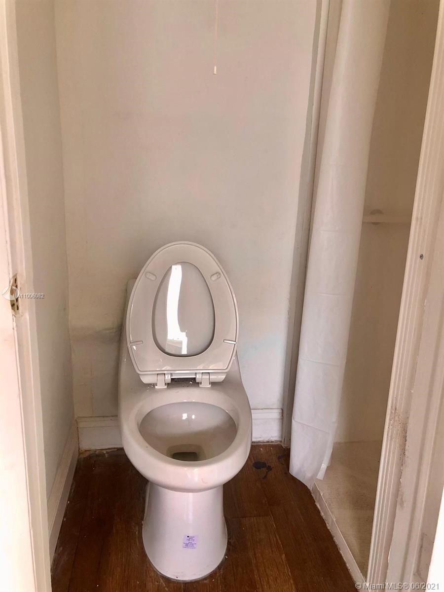 See details / 1416 sq. ft. $ 2021-03-01 0 Photo