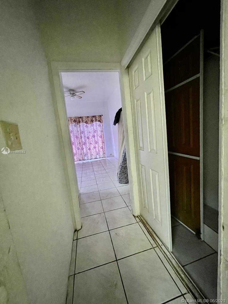 See details / 1416 sq. ft. $ 2021-03-01 0 Photo