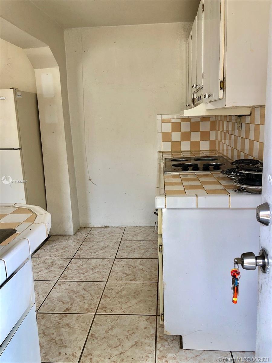 See details / 1416 sq. ft. $ 2021-03-01 0 Photo