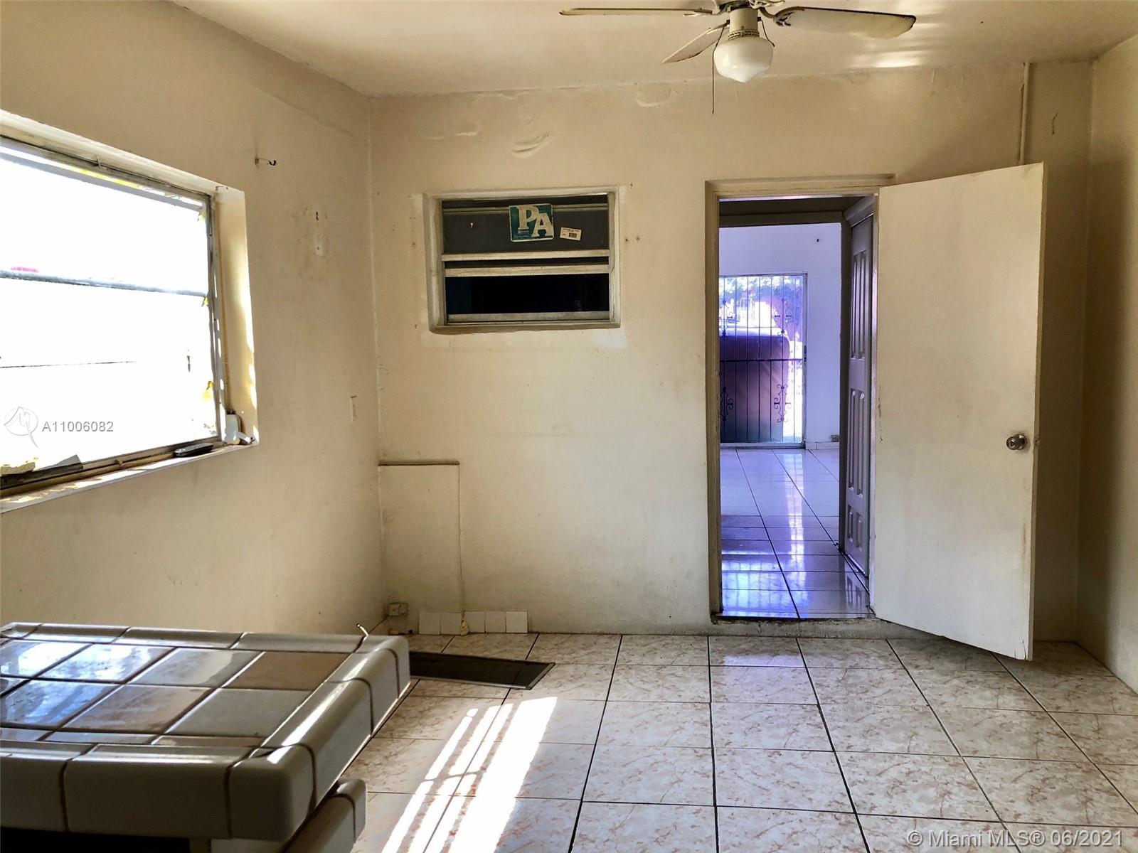 See details / 1416 sq. ft. $ 2021-03-01 0 Photo