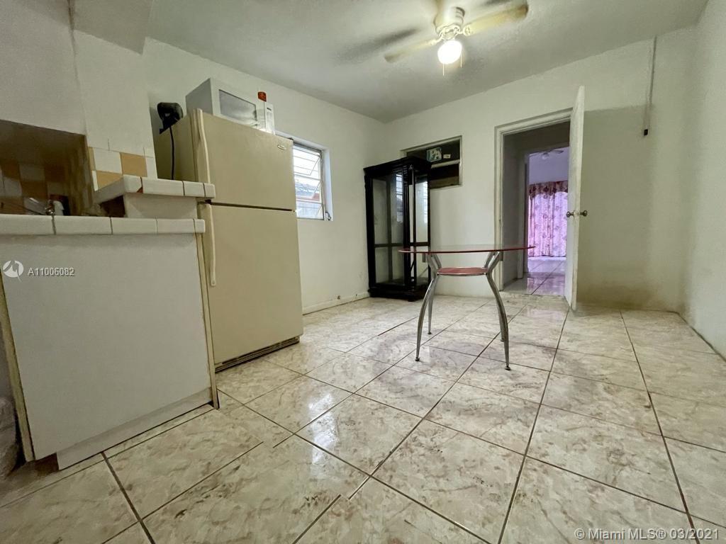 See details / 1416 sq. ft. $ 2021-03-01 0 Photo