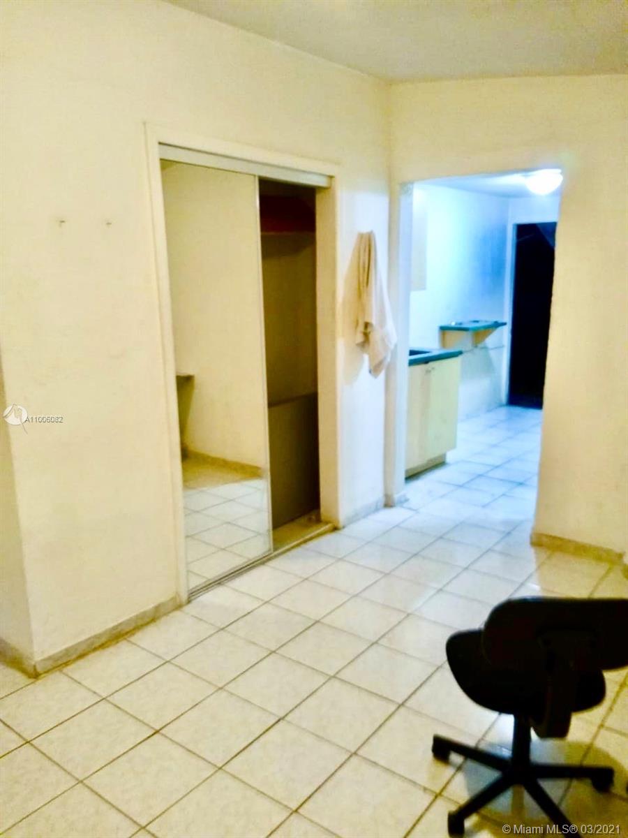 See details / 1416 sq. ft. $ 2021-03-01 0 Photo