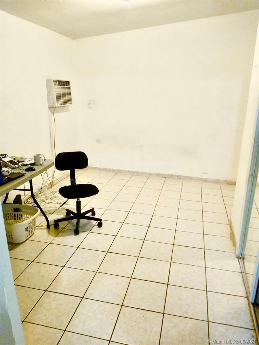 See details / 1416 sq. ft. $ 2021-03-01 0 Photo