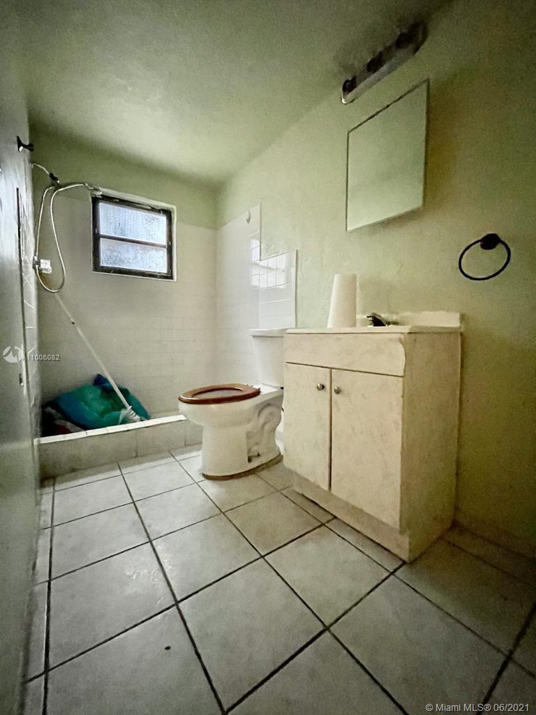 See details / 1416 sq. ft. $ 2021-03-01 0 Photo