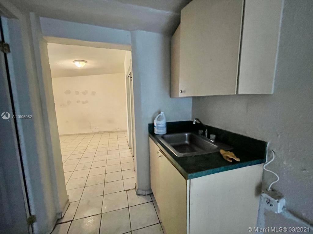 See details / 1416 sq. ft. $ 2021-03-01 0 Photo