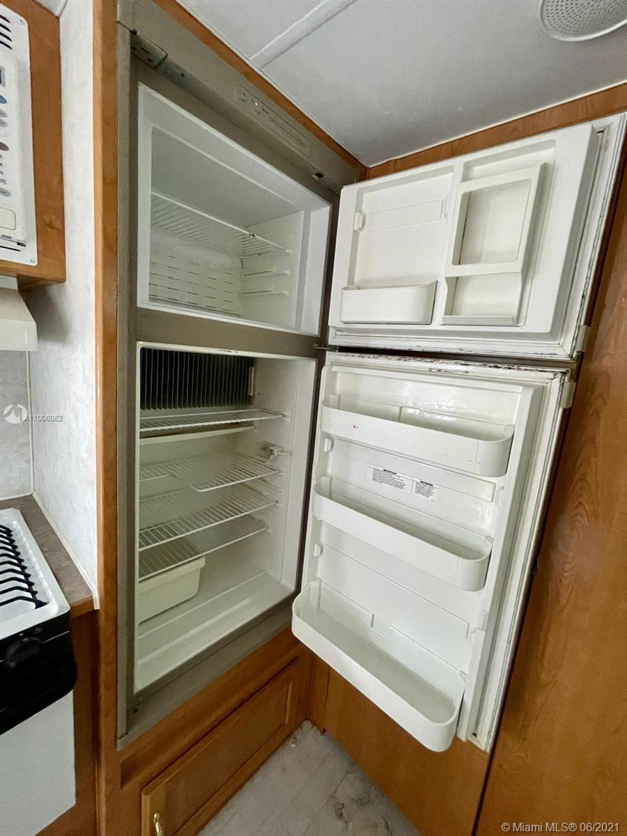 See details / 1416 sq. ft. $ 2021-03-01 0 Photo