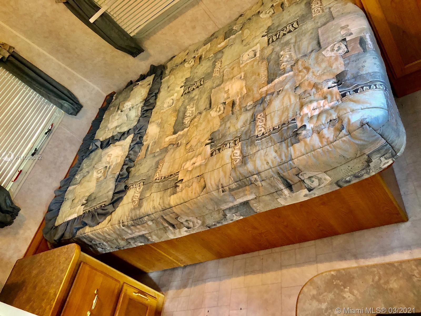 See details / 1416 sq. ft. $ 2021-03-01 0 Photo