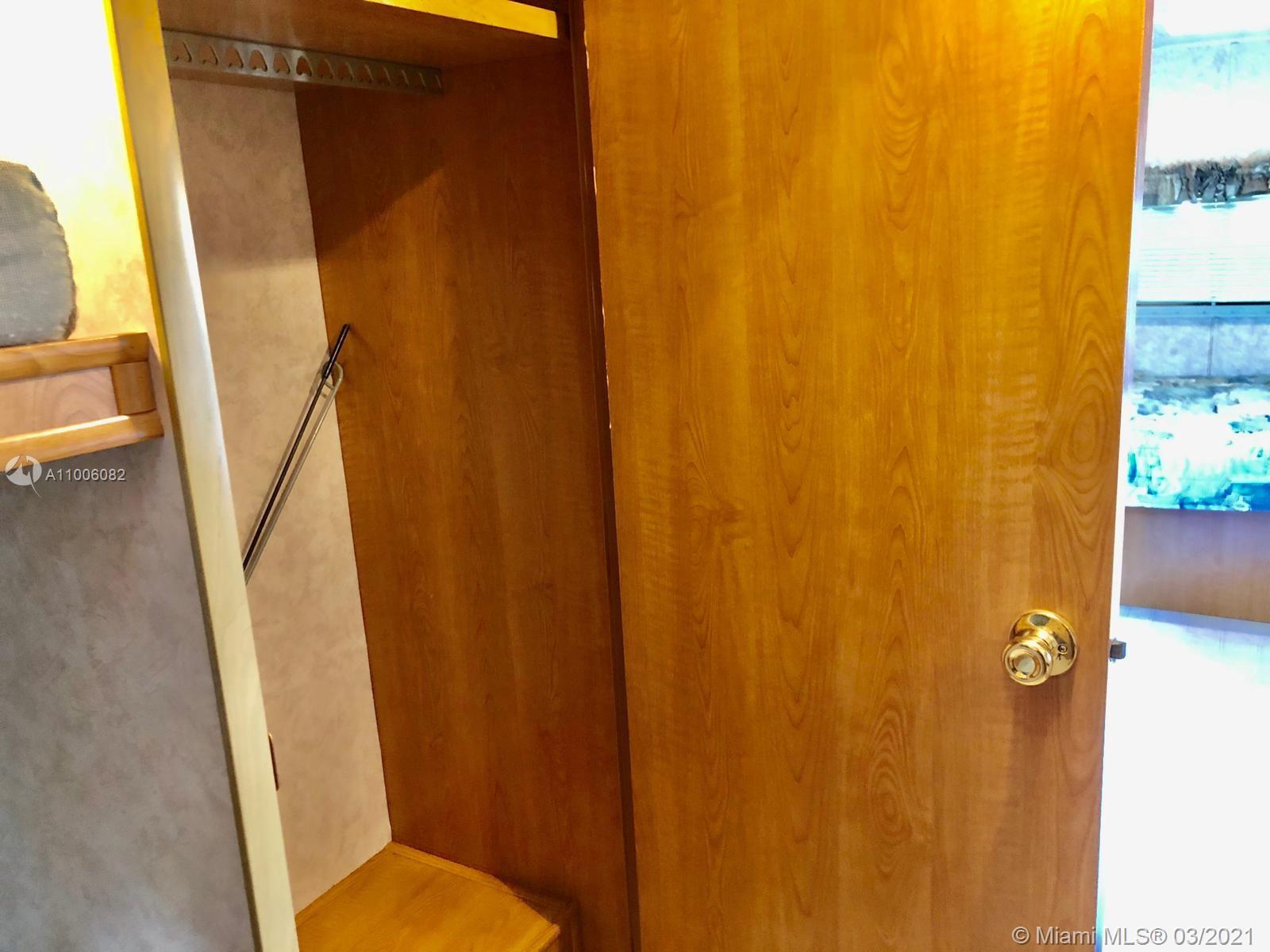 See details / 1416 sq. ft. $ 2021-03-01 0 Photo