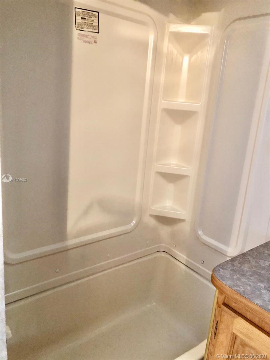 See details / 1416 sq. ft. $ 2021-03-01 0 Photo
