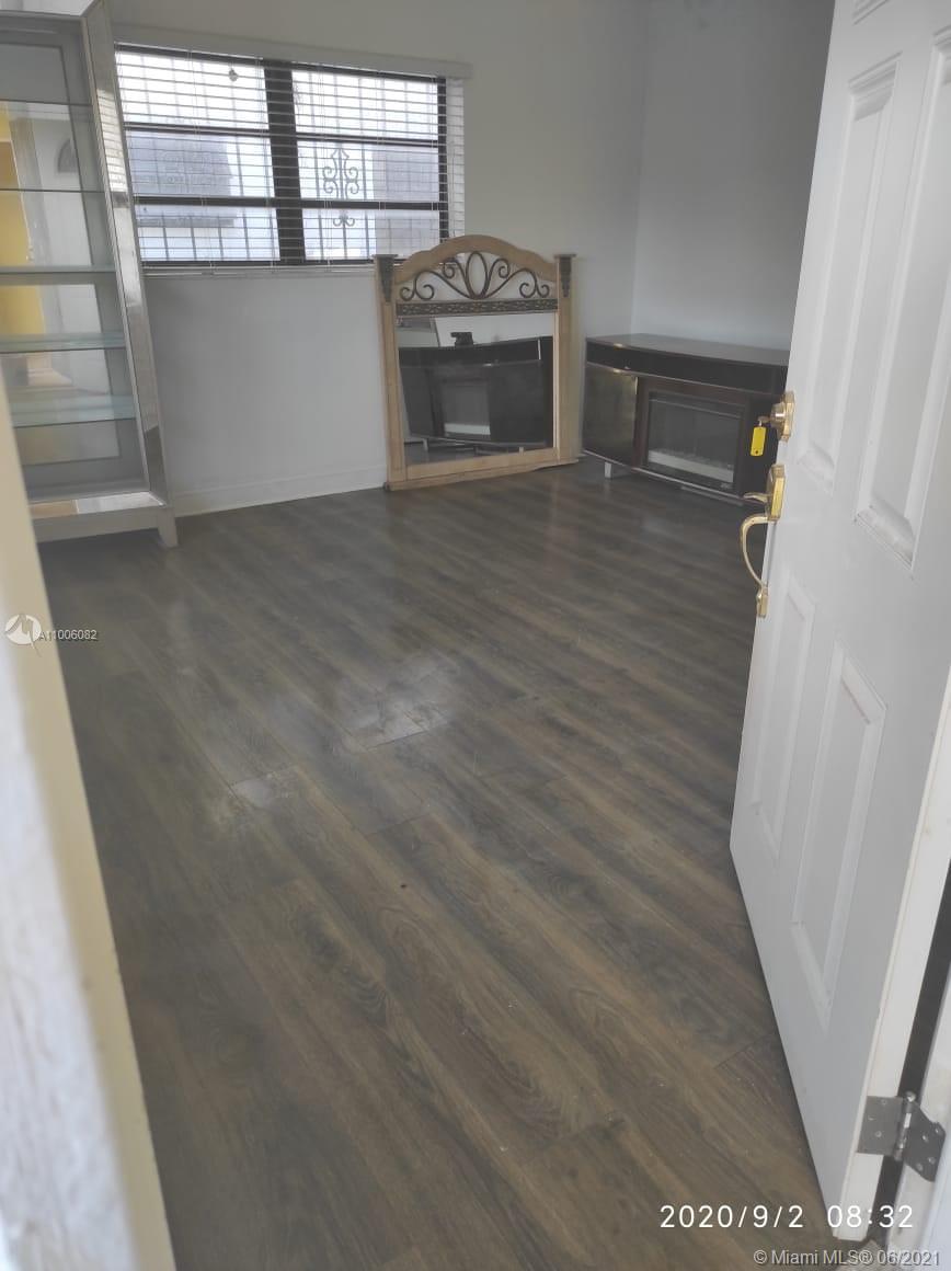 See details / 1416 sq. ft. $ 2021-03-01 0 Photo