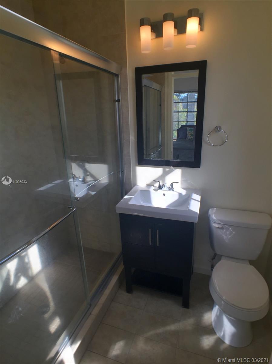 See details / 4565 sq. ft. $ 2021-04-16 0 Photo