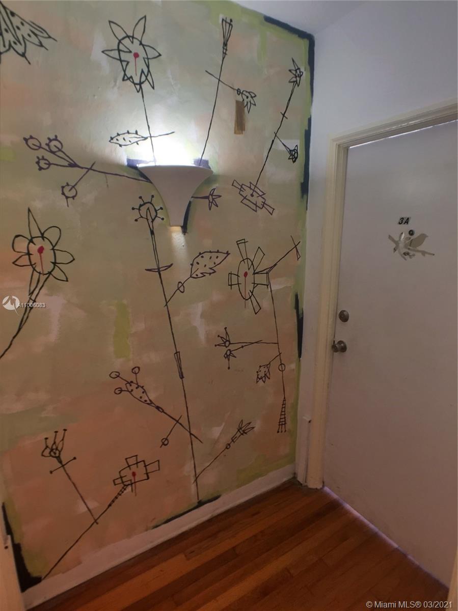 See details / 4565 sq. ft. $ 2021-04-16 0 Photo