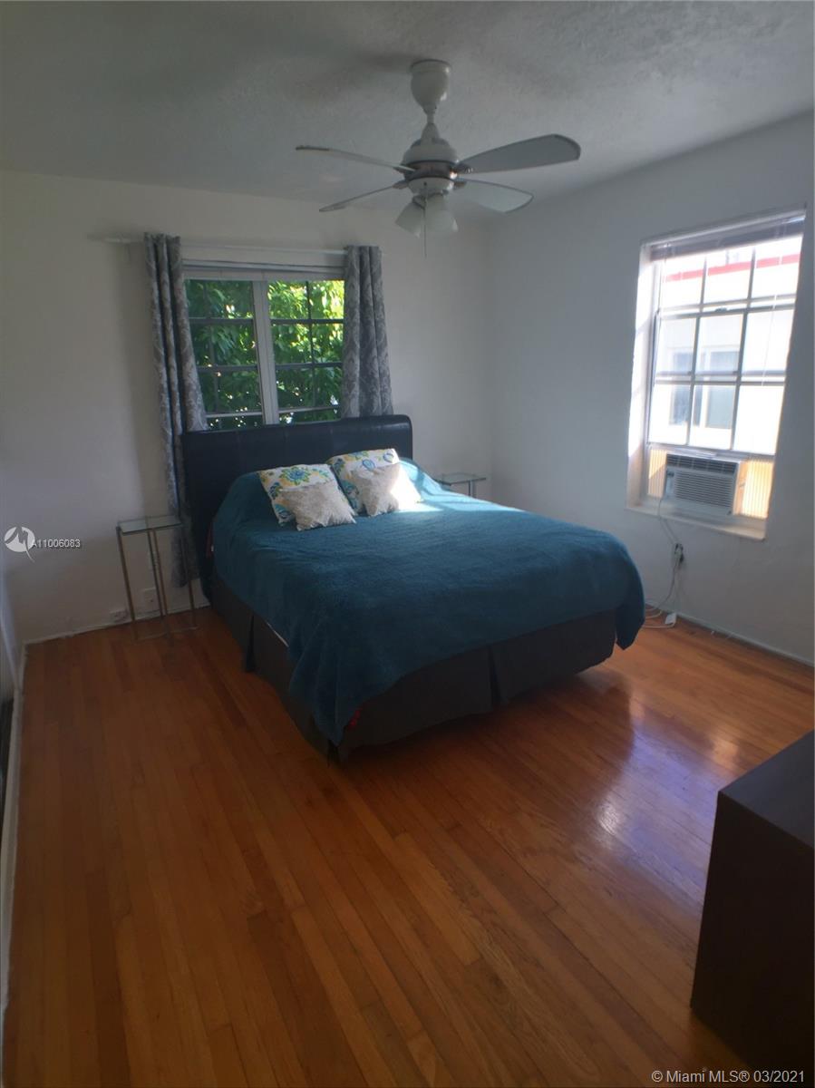 See details / 4565 sq. ft. $ 2021-04-16 0 Photo