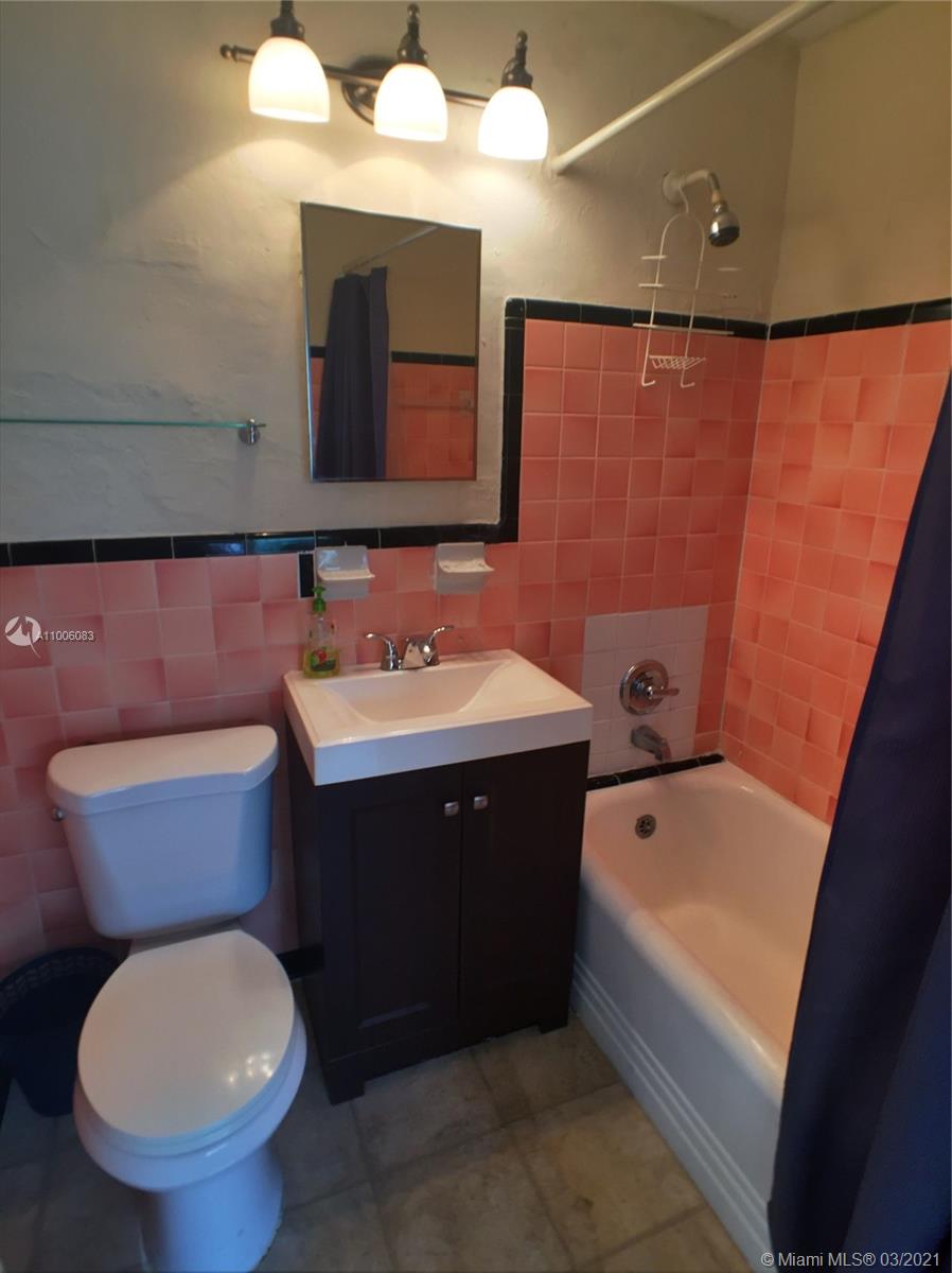 See details / 4565 sq. ft. $ 2021-04-16 0 Photo