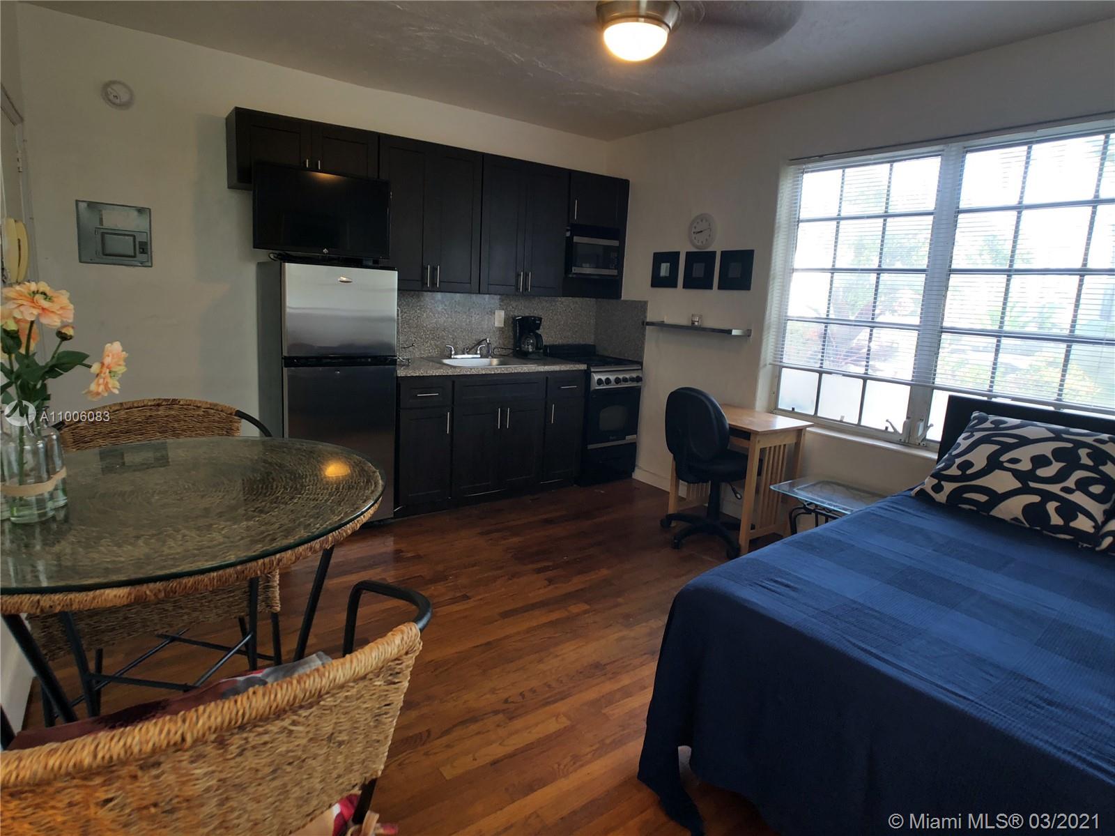 See details / 4565 sq. ft. $ 2021-04-16 0 Photo