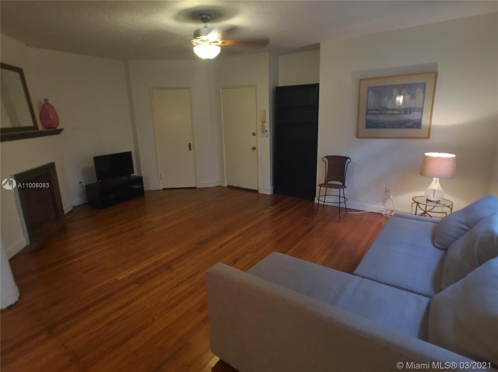 See details / 4565 sq. ft. $ 2021-04-16 0 Photo
