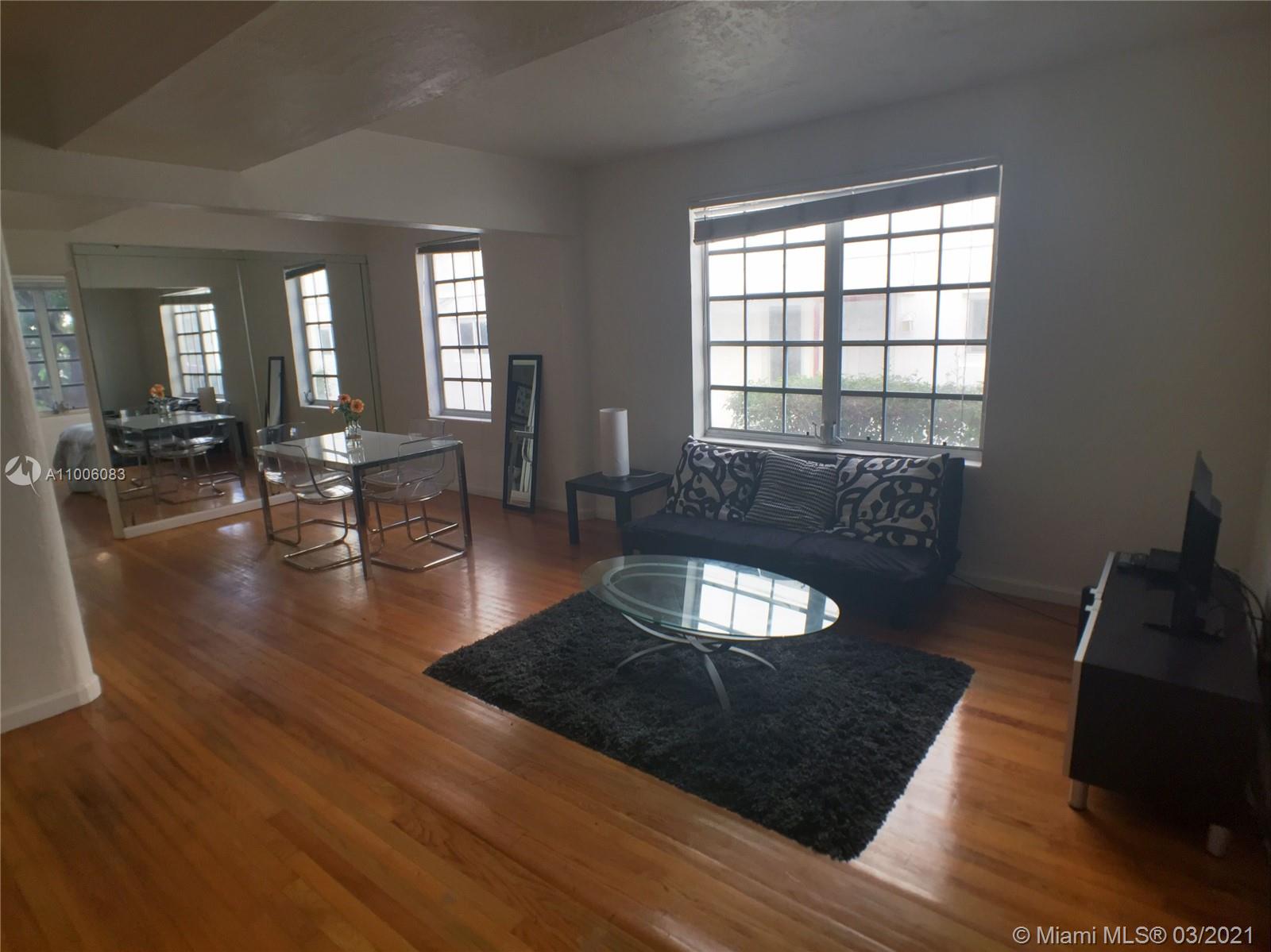 See details / 4565 sq. ft. $ 2021-04-16 0 Photo