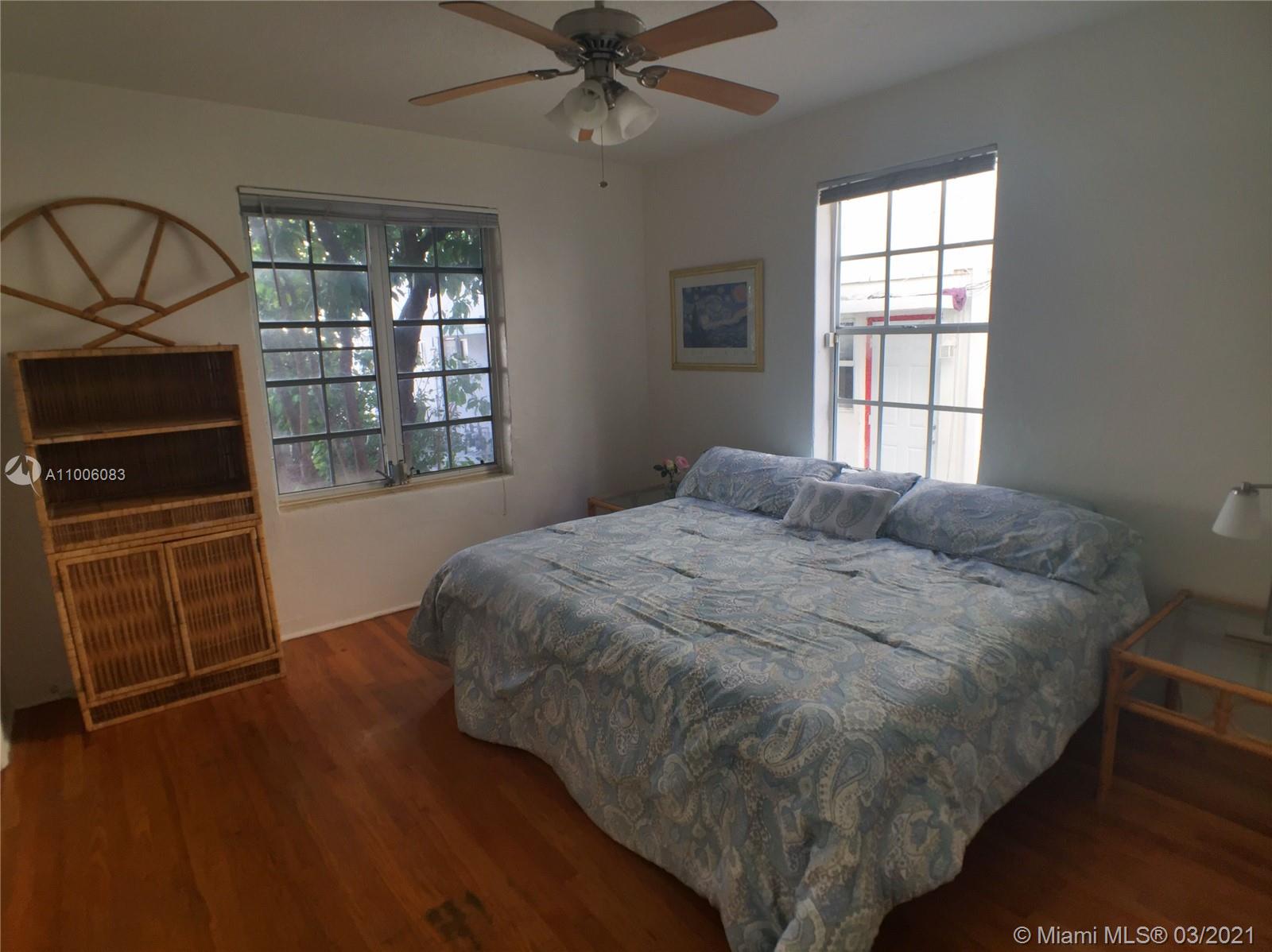 See details / 4565 sq. ft. $ 2021-04-16 0 Photo