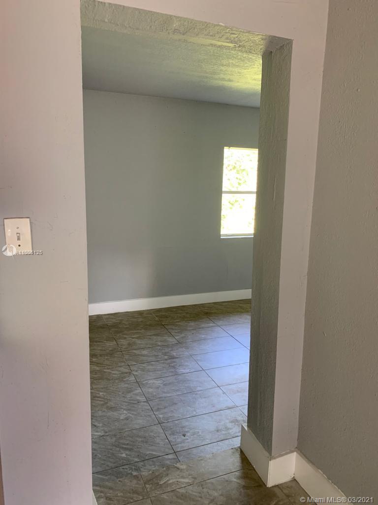 See details / 1254 sq. ft. $ 2021-03-01 0 Photo