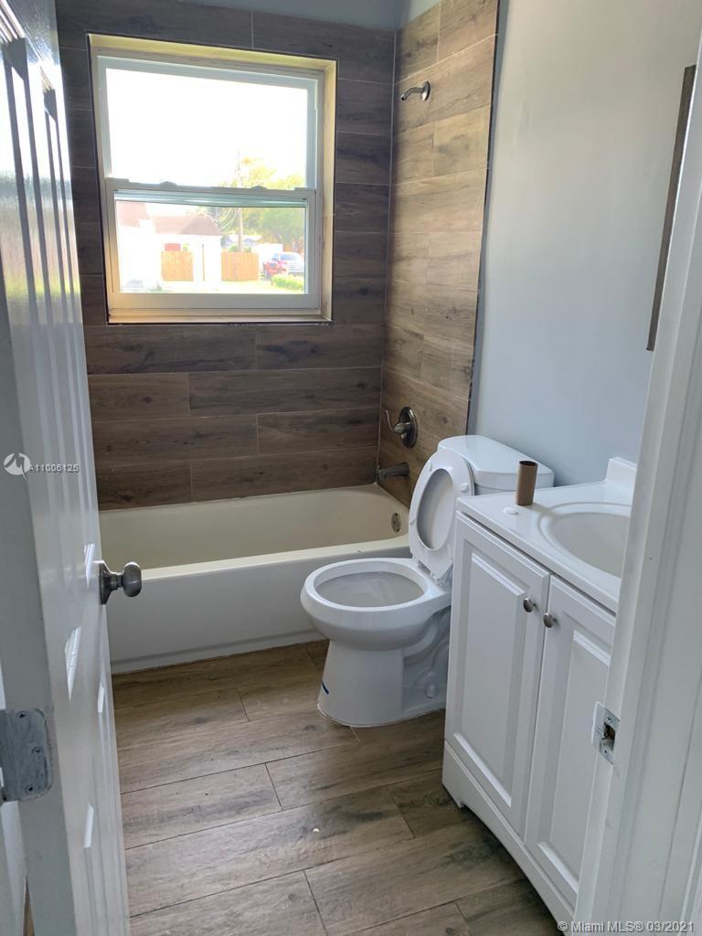 See details / 1254 sq. ft. $ 2021-03-01 0 Photo