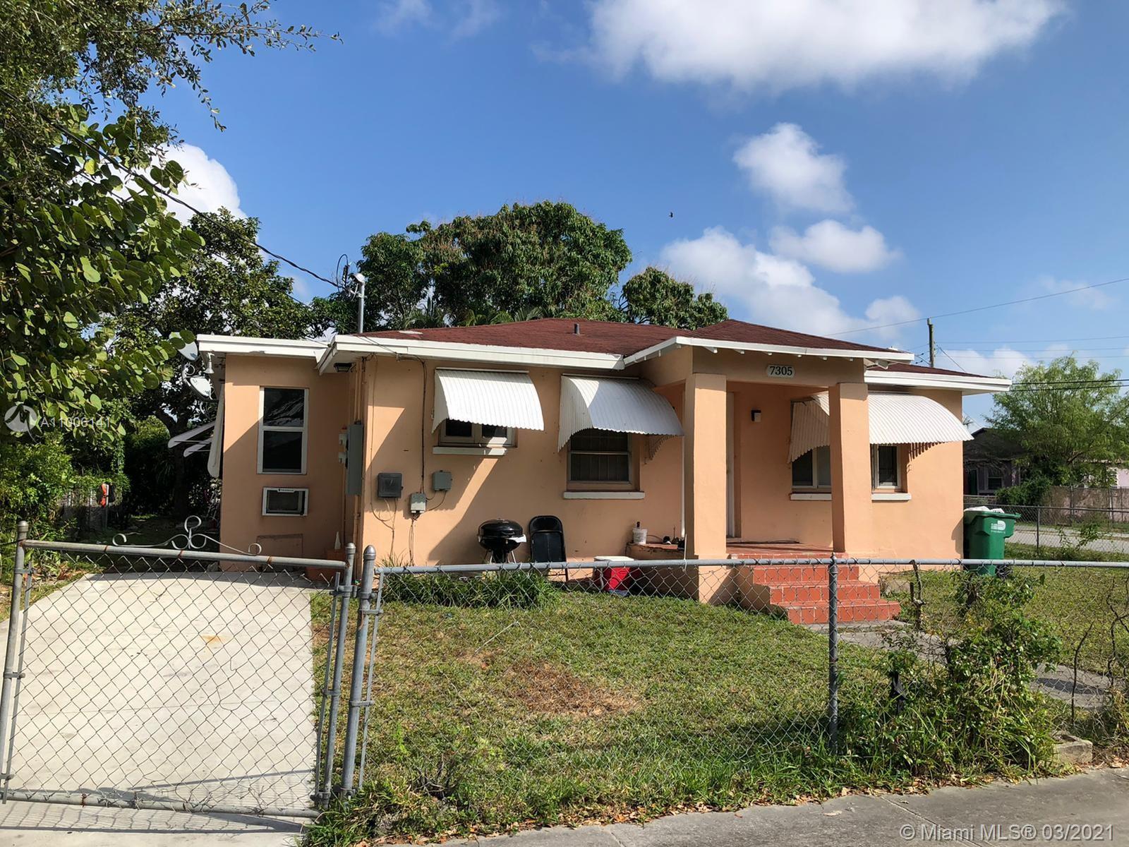 See details / 300 sq. ft. $ 2021-03-01 0 Photo