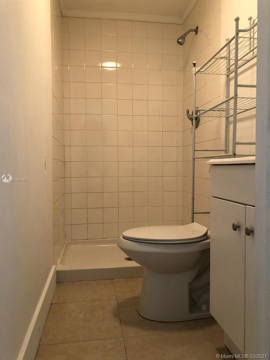 See details / 300 sq. ft. $ 2021-03-01 0 Photo