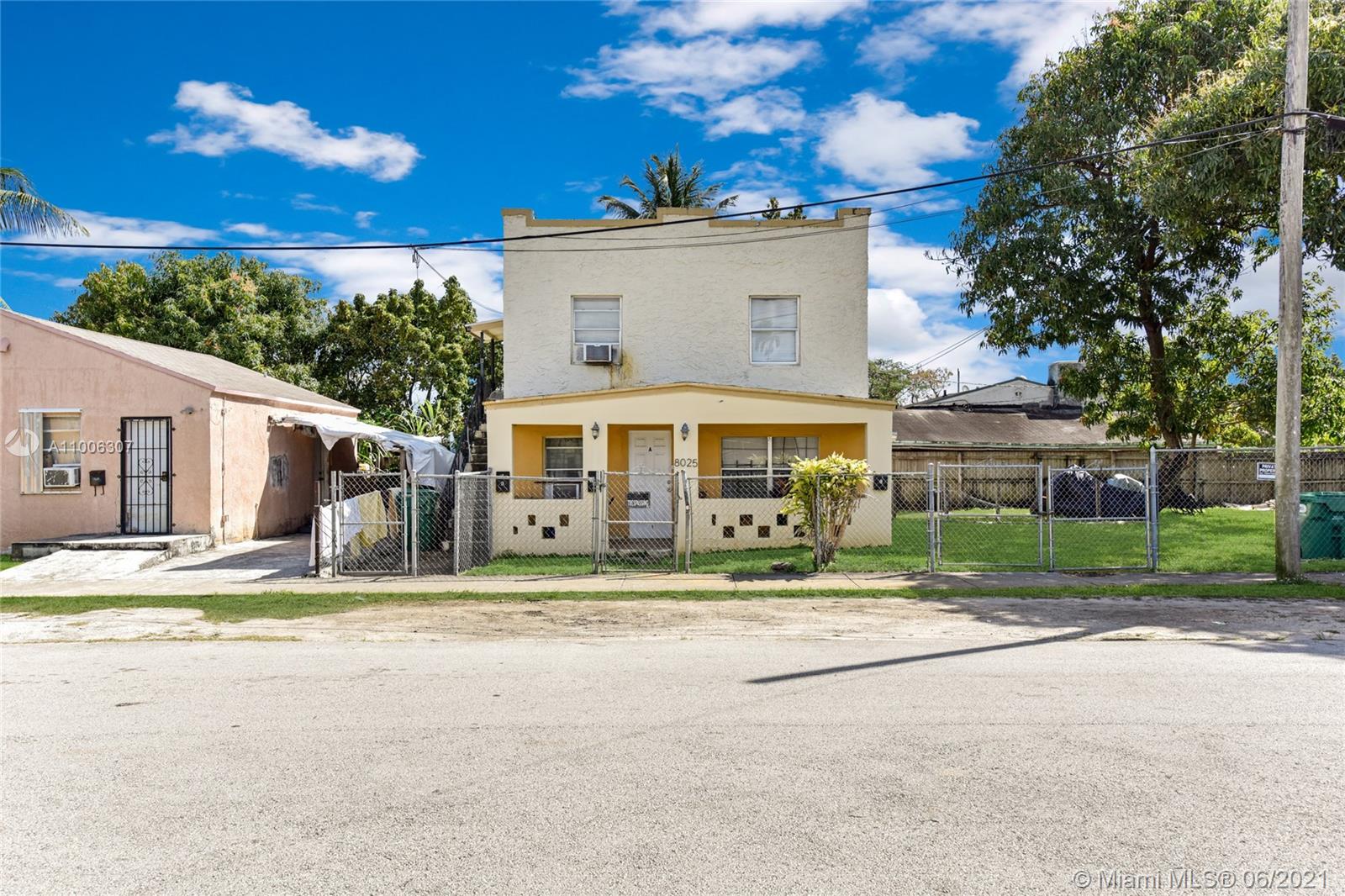 See details / 1306 sq. ft. $ 2021-03-01 0 Photo