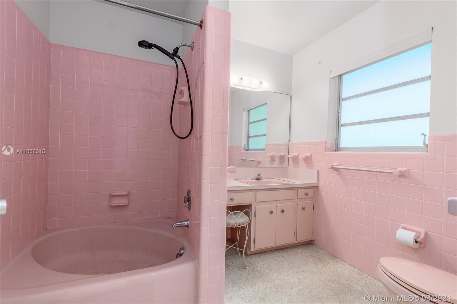 See details / 0 sq. ft. $ 2021-03-01 0 Photo
