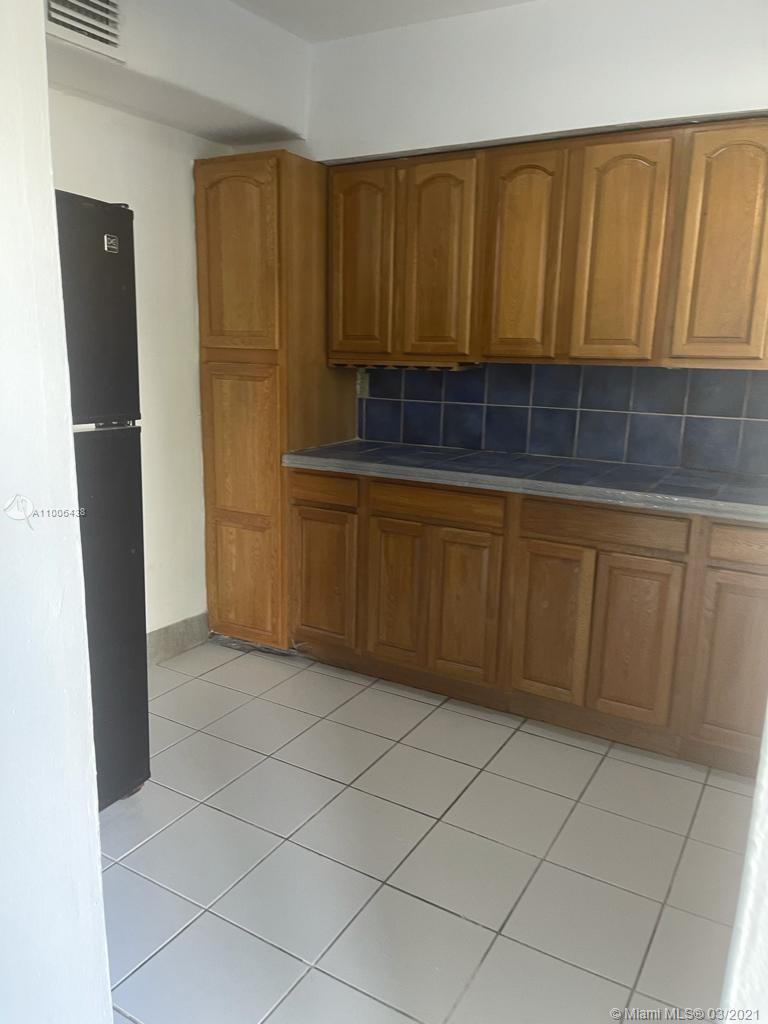 See details / sq. ft. $ 2021-03-02 0 Photo