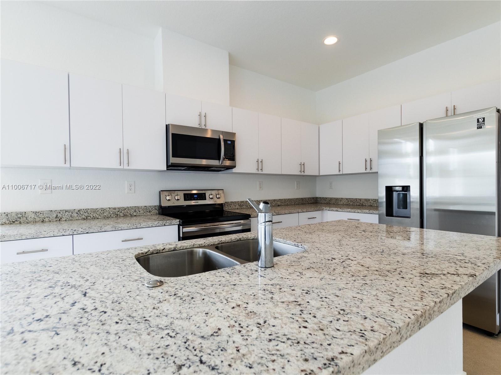 See details / sq. ft. $ 2021-03-02 0 Photo
